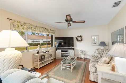 2717 Riverbluff Place Sarasota FL 34231