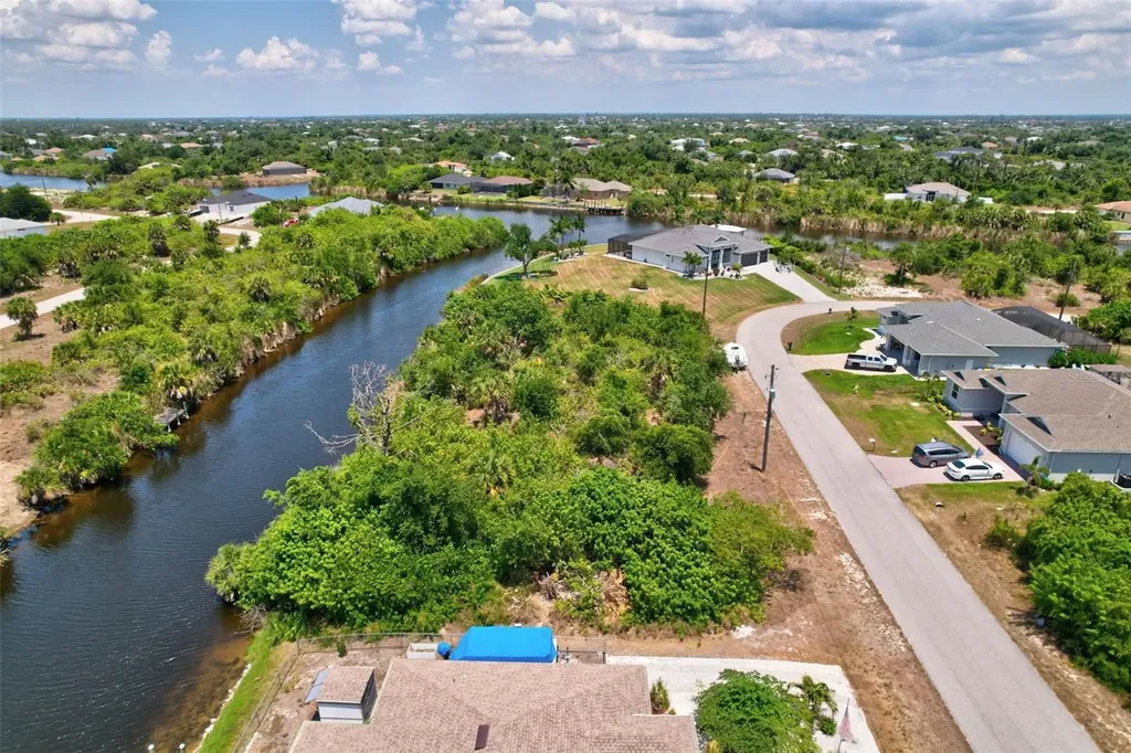 10080 Cocoa Beach Street Port Charlotte FL 33981