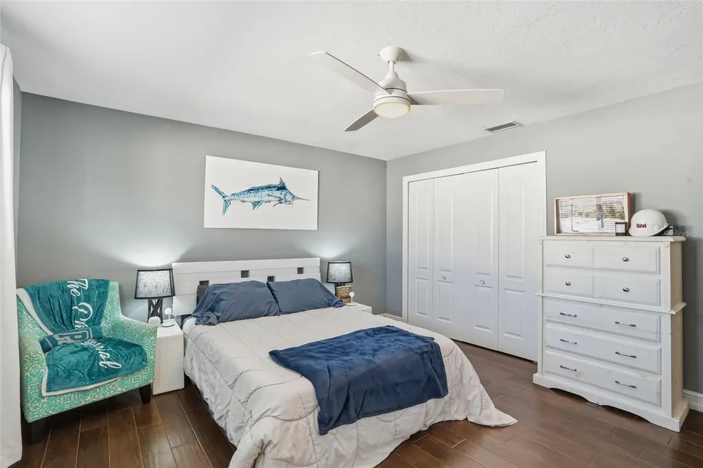 885 Entrada Drive S Fort Myers FL 33919