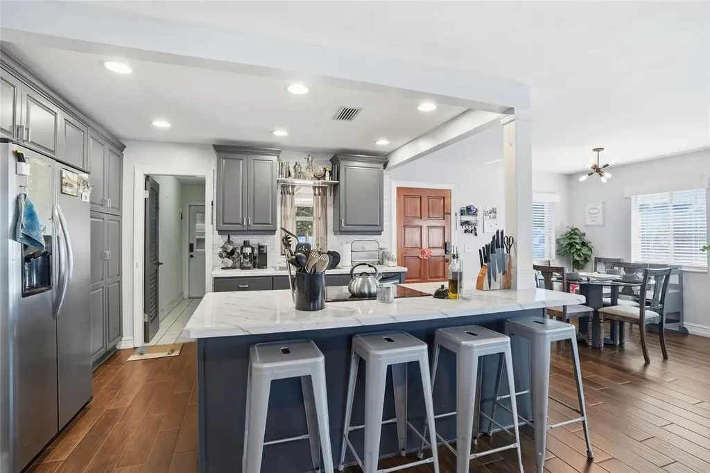 885 Entrada Drive S Fort Myers FL 33919