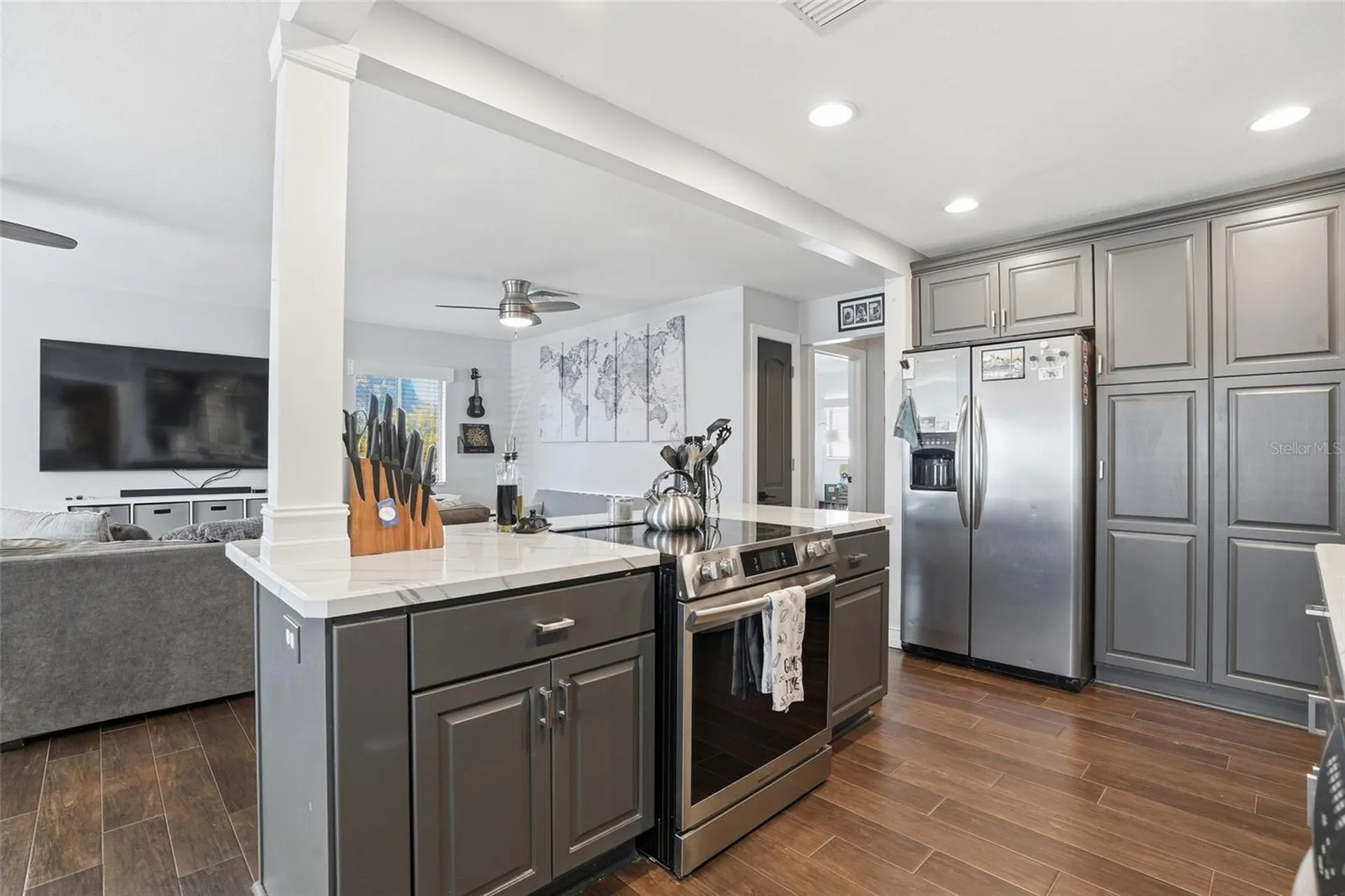 885 Entrada Drive S Fort Myers FL 33919