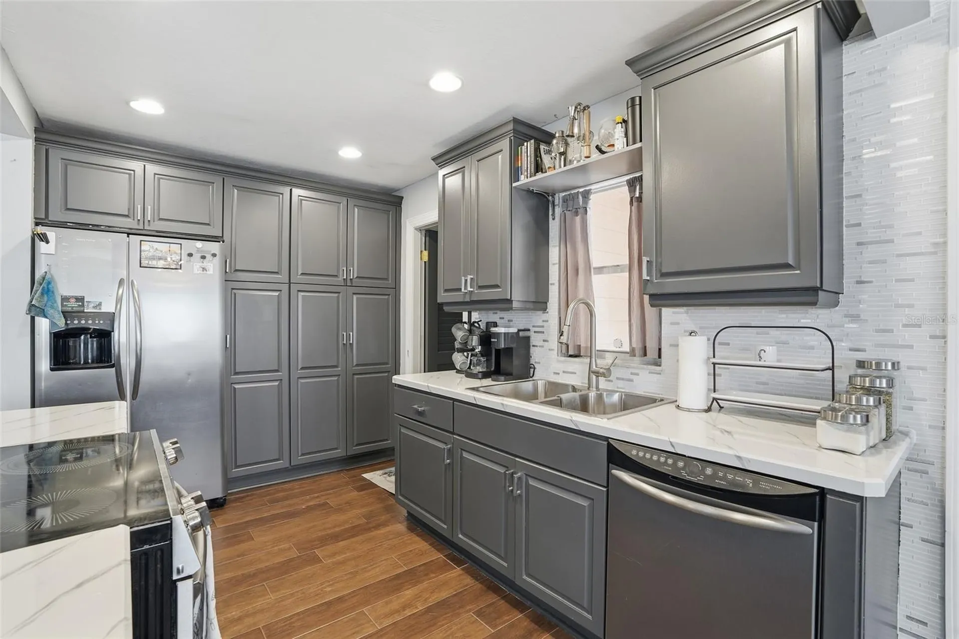 885 Entrada Drive S Fort Myers FL 33919