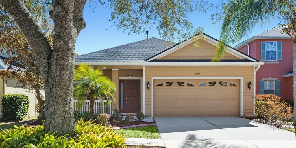 9417 Leatherwood Avenue Tampa FL 33647