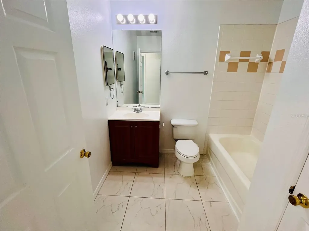 6524 Swissco Drive Orlando FL 32822