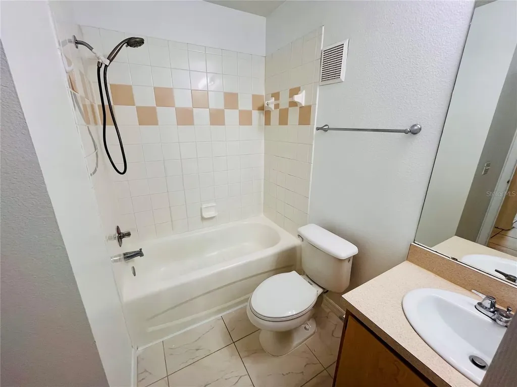 6524 Swissco Drive Orlando FL 32822
