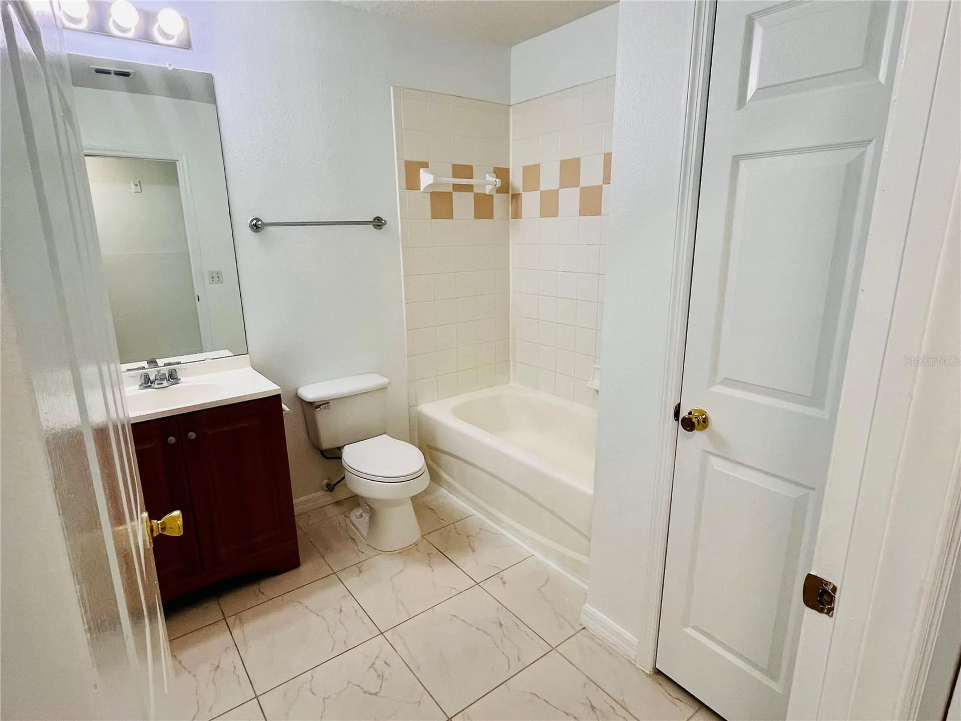 6524 Swissco Drive Orlando FL 32822
