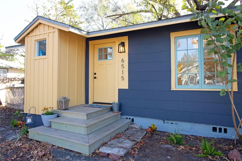 6515 30th Street N St Petersburg FL 33702