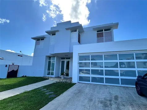 345 Calle Tulipan Caguas PR 00725