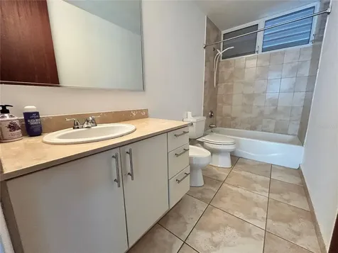 345 Calle Tulipan Caguas PR 00725