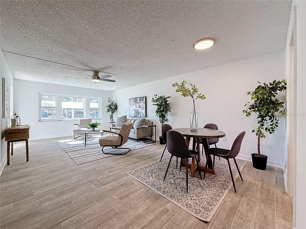 4550 Cove Circle St Petersburg FL 33708