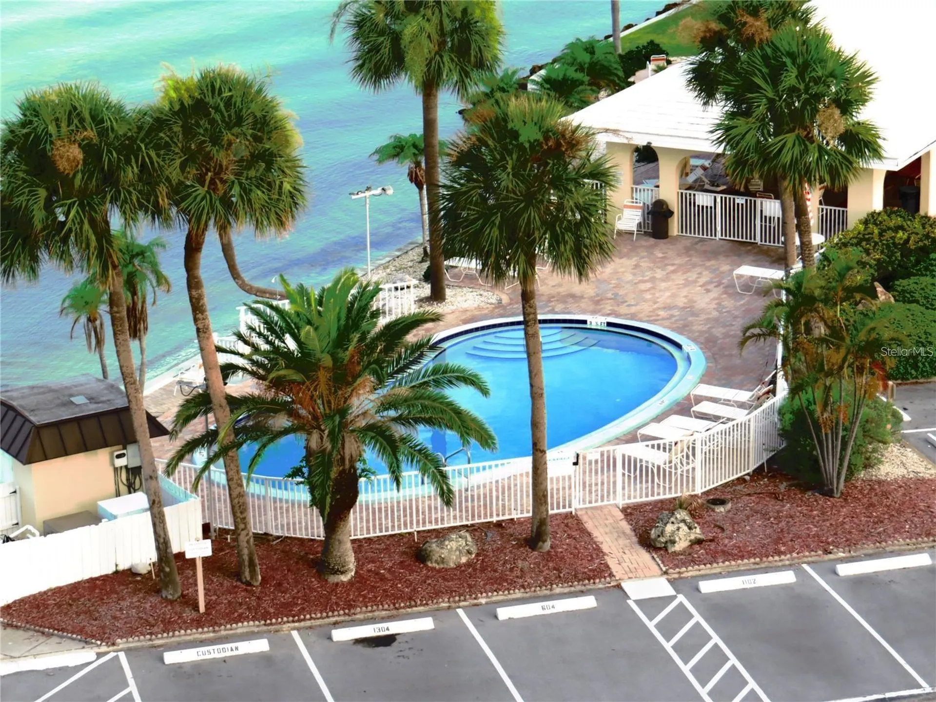 4550 Cove Circle St Petersburg FL 33708