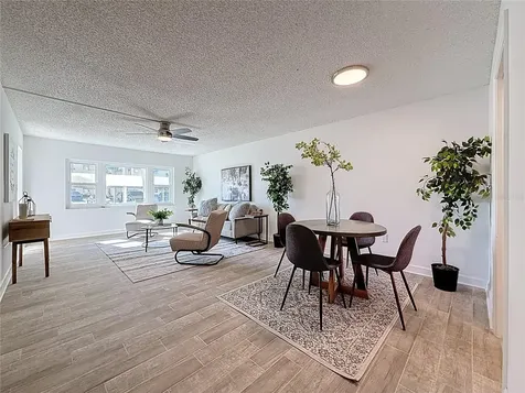 4550 Cove Circle St Petersburg FL 33708