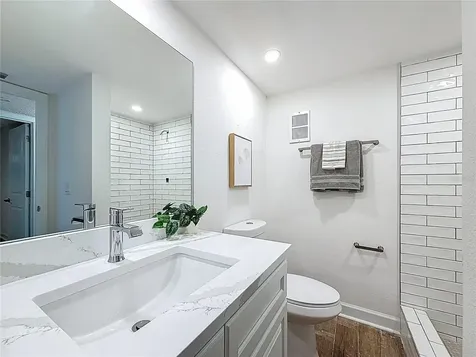 4550 Cove Circle St Petersburg FL 33708