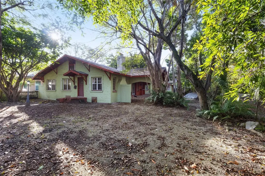 58 NE 48th Street Miami FL 33137