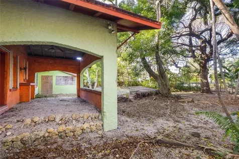 58 NE 48th Street Miami FL 33137