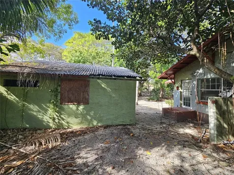 58 NE 48th Street Miami FL 33137