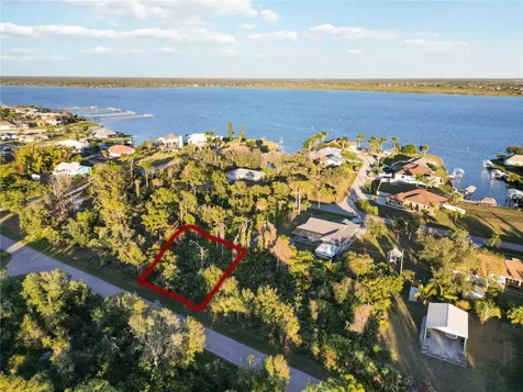 3552 Dwight Street Port Charlotte FL 33981