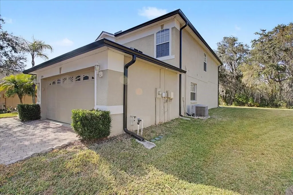 16204 Hampton Trace Court Tampa FL 33647