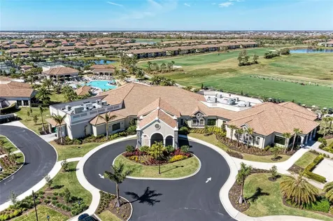 18114 Gawthrop Drive Bradenton FL 34211