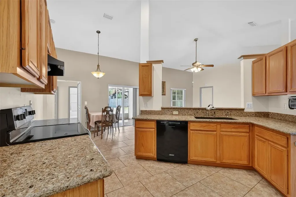 5308 Old Hickory Lane Fruitland Park FL 34731