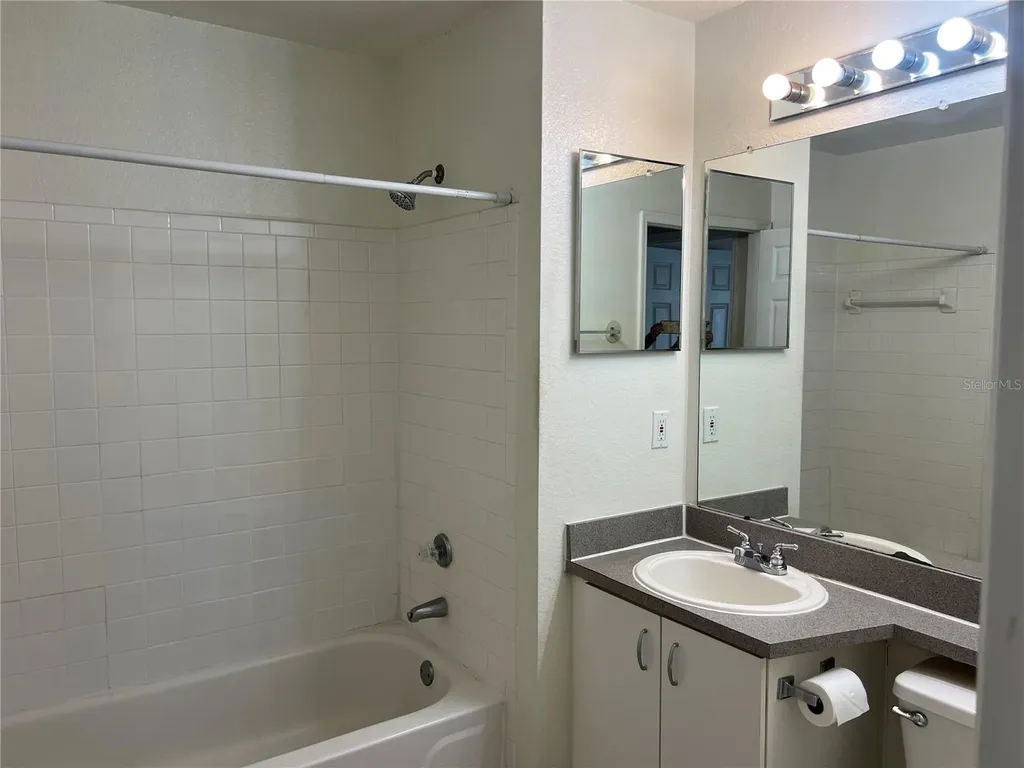 8915 Latrec Avenue Orlando FL 32819