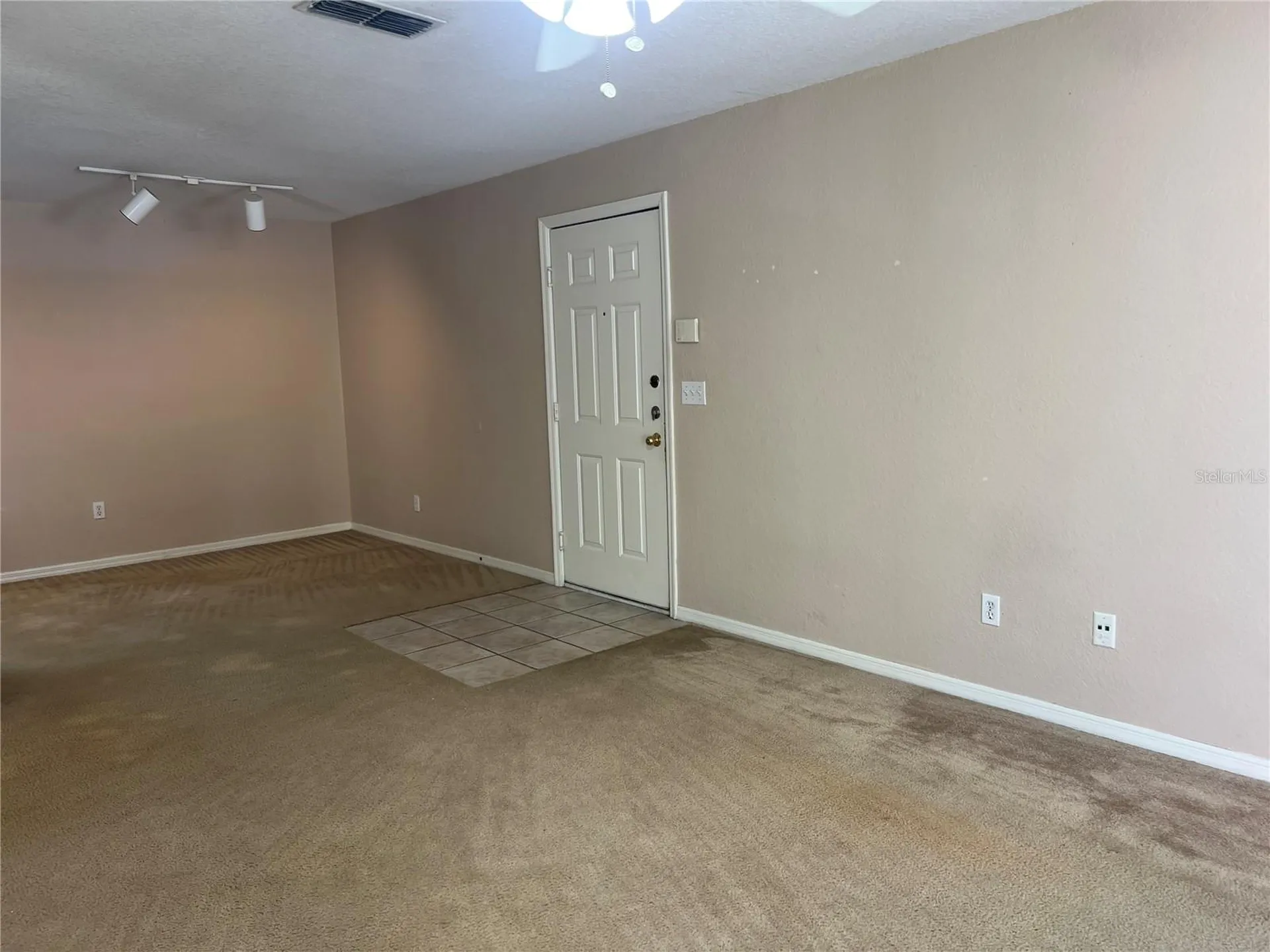 8915 Latrec Avenue Orlando FL 32819