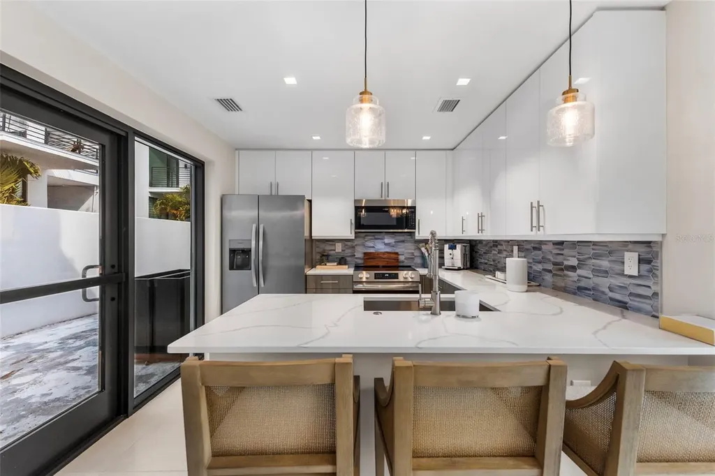1558 4th Street Sarasota FL 34236