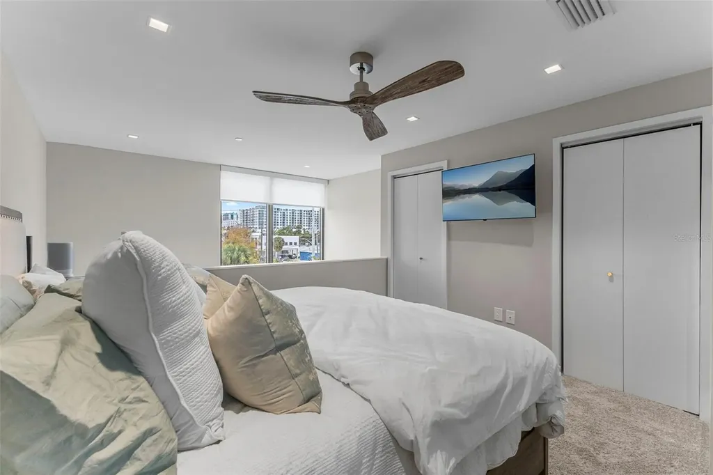 1558 4th Street Sarasota FL 34236
