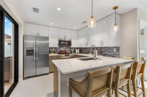 1558 4th Street Sarasota FL 34236