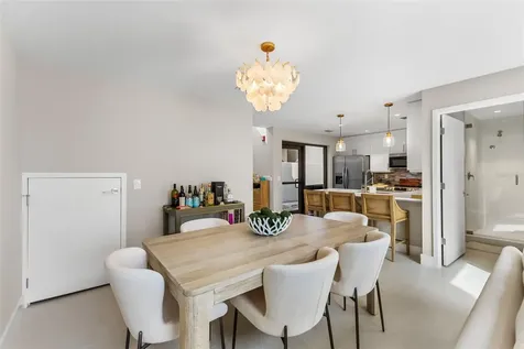 1558 4th Street Sarasota FL 34236