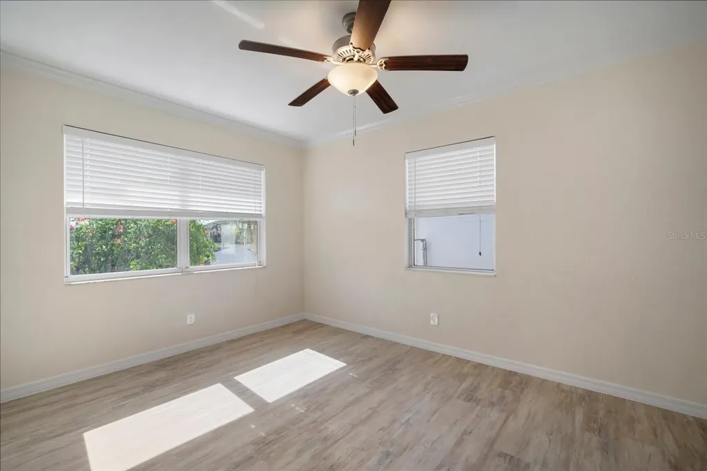 910 Spindle Palm Way Apollo Beach FL 33572