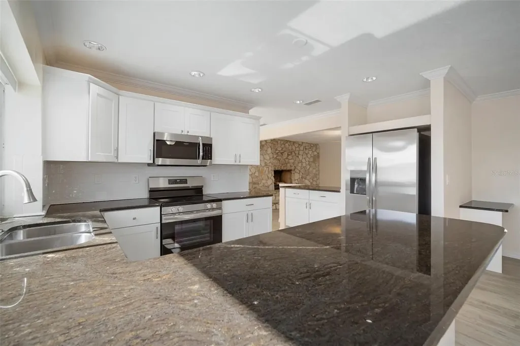 910 Spindle Palm Way Apollo Beach FL 33572