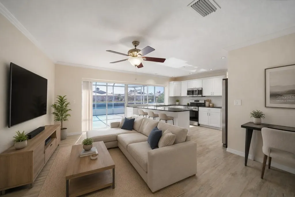 910 Spindle Palm Way Apollo Beach FL 33572