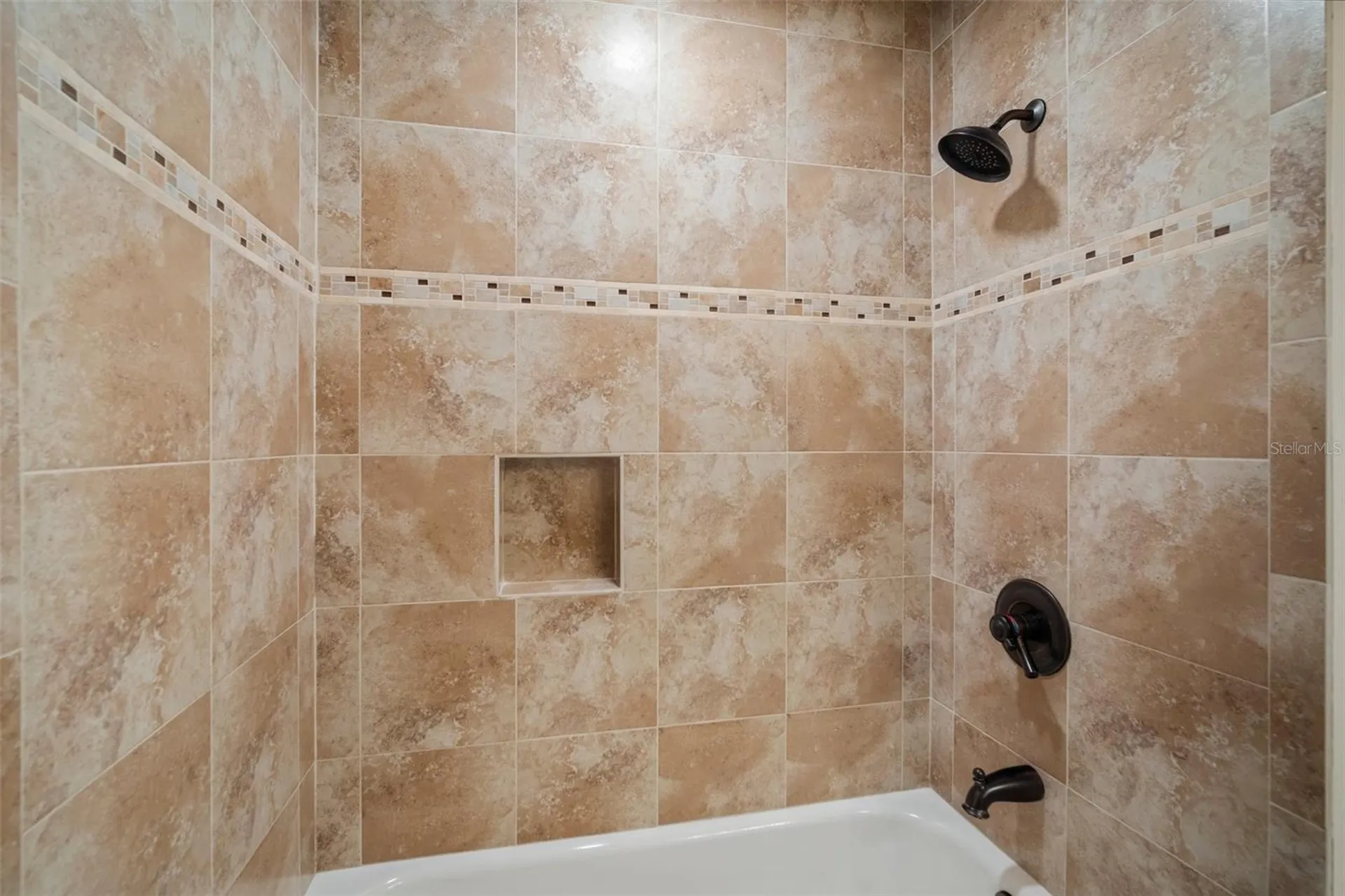 910 Spindle Palm Way Apollo Beach FL 33572