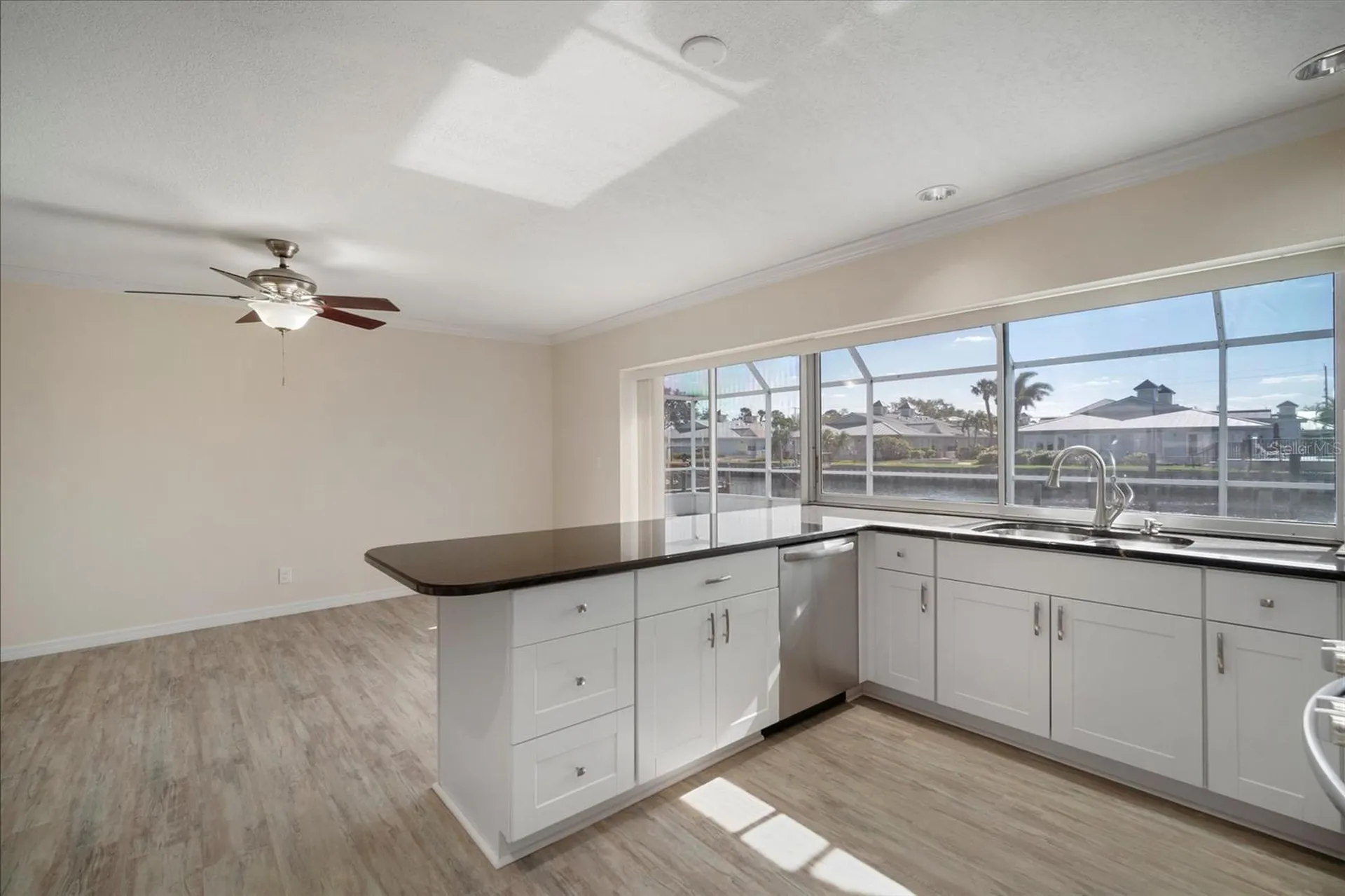 910 Spindle Palm Way Apollo Beach FL 33572