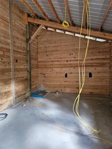 16010 SE 65th Street Road Ocklawaha FL 32179
