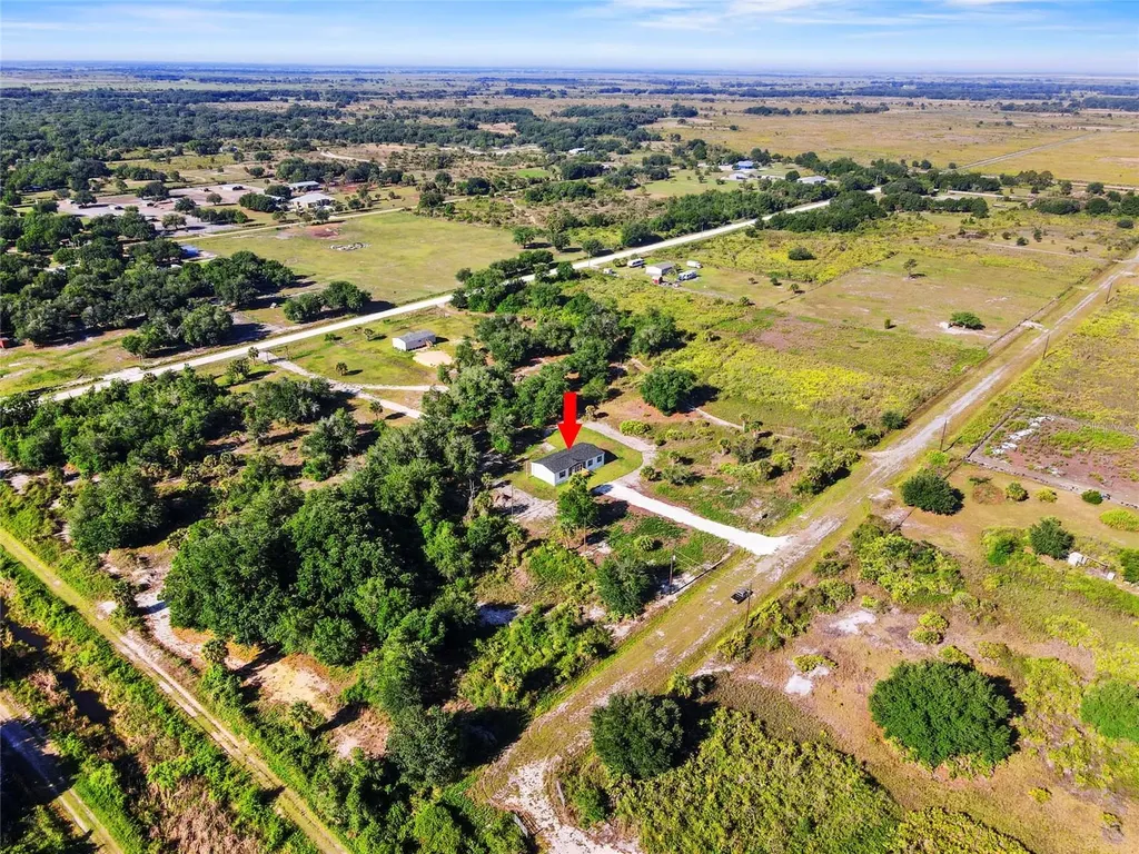 21712 NW 274th Street Okeechobee FL 34972
