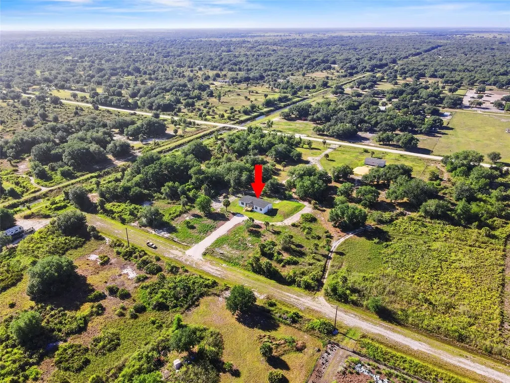 21712 NW 274th Street Okeechobee FL 34972