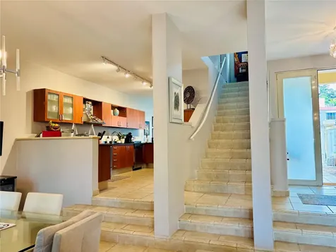112 Via Capri Street Humacao PR 00791