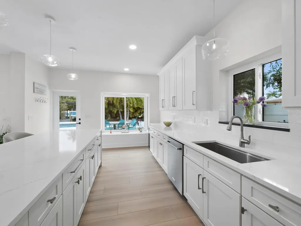 635 Marbury Lane Longboat Key FL 34228