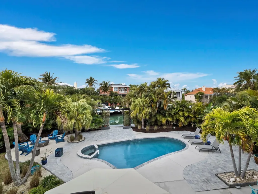 635 Marbury Lane Longboat Key FL 34228