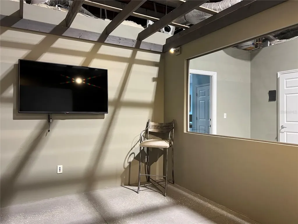 8235 Blaikie Court Sarasota FL 34240