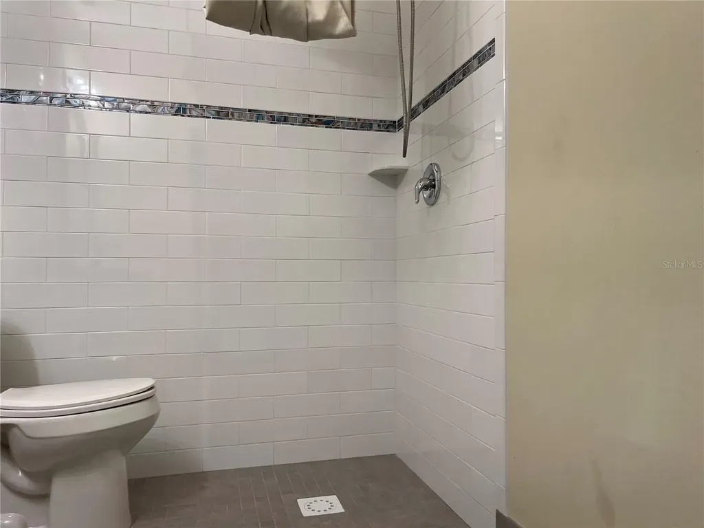 8235 Blaikie Court Sarasota FL 34240