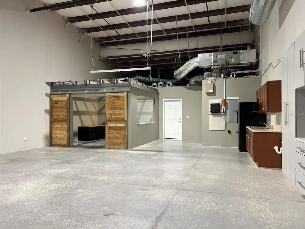 8235 Blaikie Court Sarasota FL 34240