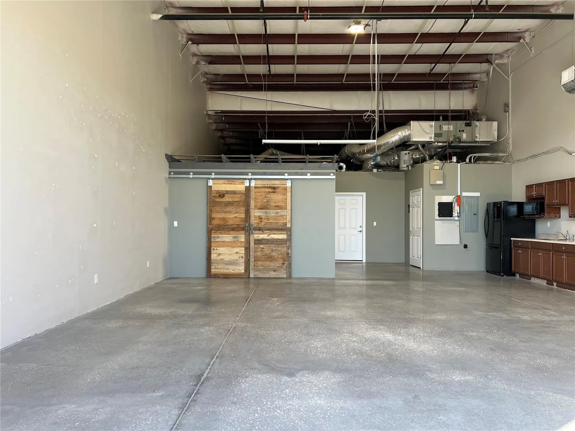 8235 Blaikie Court Sarasota FL 34240