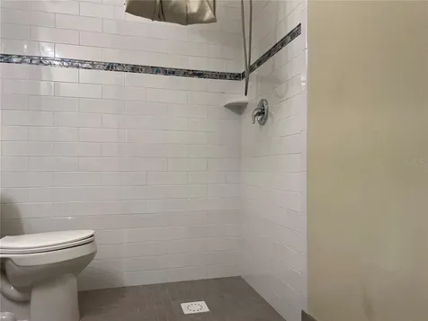 8235 Blaikie Court Sarasota FL 34240