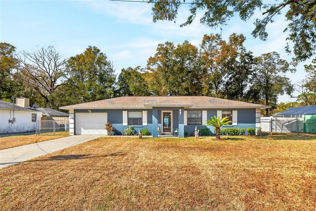 5870 NW 55th Court Ocala FL 34482