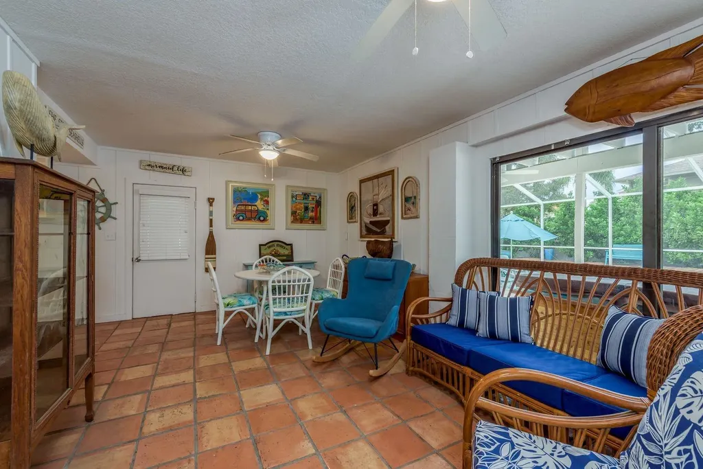 737 Ohio Avenue Palm Harbor FL 34683