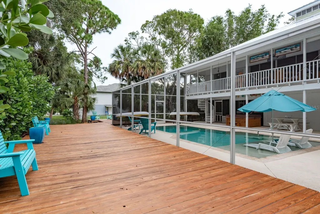737 Ohio Avenue Palm Harbor FL 34683