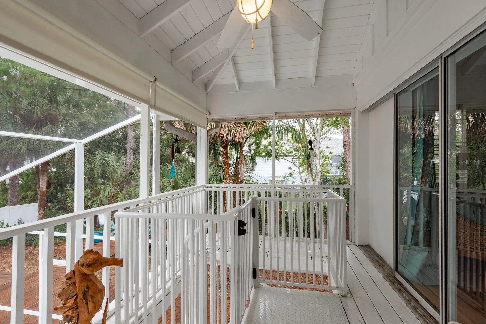 737 Ohio Avenue Palm Harbor FL 34683